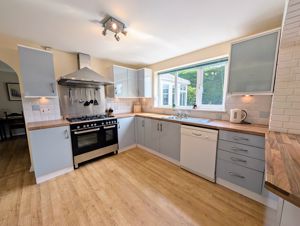 Photo 22- click for photo gallery